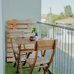 Chez Laurie Lumineux - Balcons Netflix Montauban