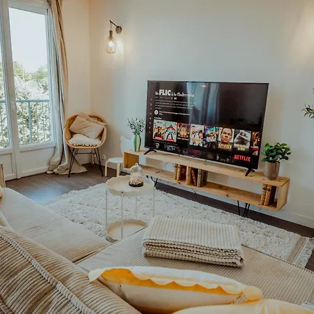 Chez Laurie Lumineux - Balcons Netflix * モントーバン